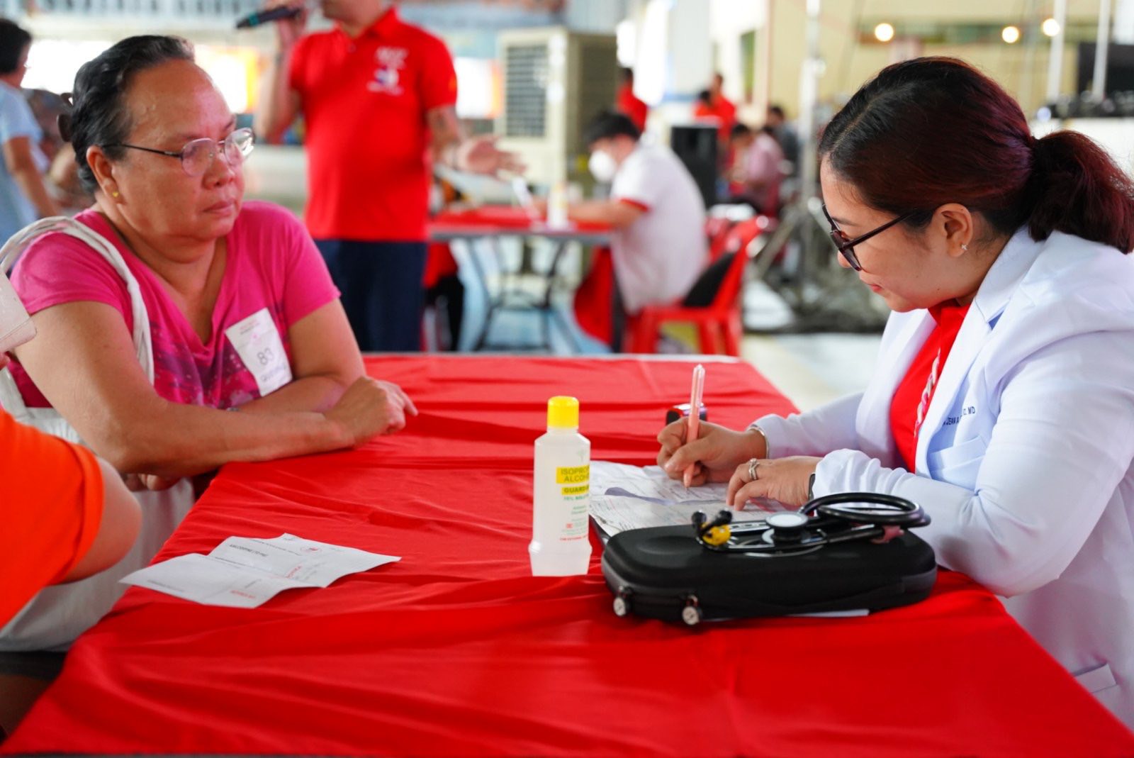 Akay ni Sol Partylist Brings Mobile Botika to Four Laguna Towns; Gov. Sol Seeks Senate Backing for Expanded Health Plans